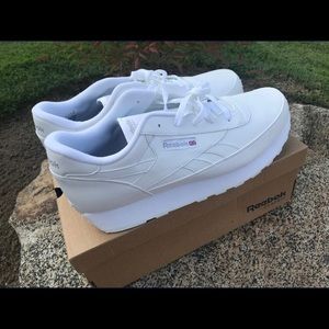 Men’s memory foam all white size 15 Reebok shoes